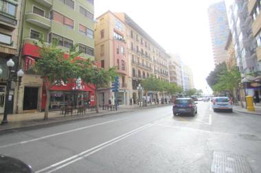 CasaTuris Rambla Méndez Núñez en el corazón de Alicante A109