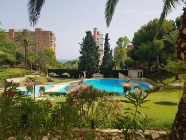 Coqueto Apartmento con vistas al mar