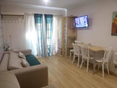 Studio with furnished balcony and wifi at Alicante Alacant