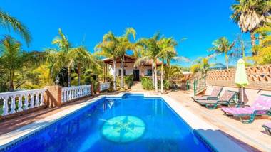 Finca Cajera Alhaurin de la Torre by Ruralidays