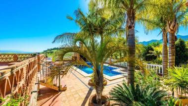 Finca Cajera Alhaurin de la Torre by Ruralidays