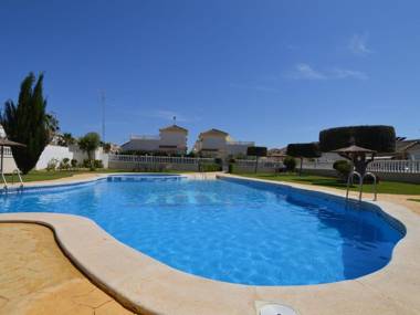 Nice holiday home in Lo Crispin near Ciudad Quesada with shared pool