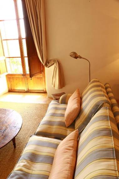 Oliver Moragues Grandhouse & Vineyard