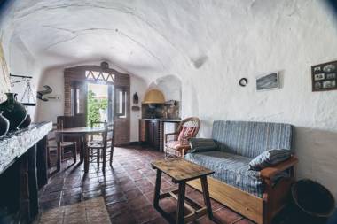 Cuevas del Tio Tobas