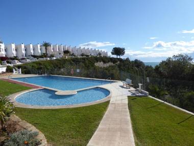 ADOSADO CON VISTAS EXCLUSIVAS Albert Villas