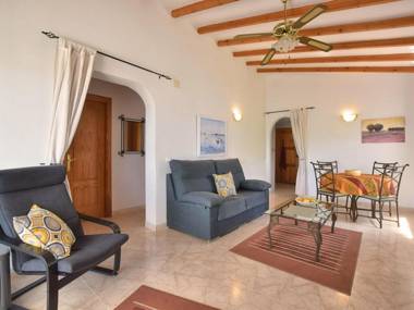 Nice holiday home with private swimming pool 25 minutes from Torre del Mar