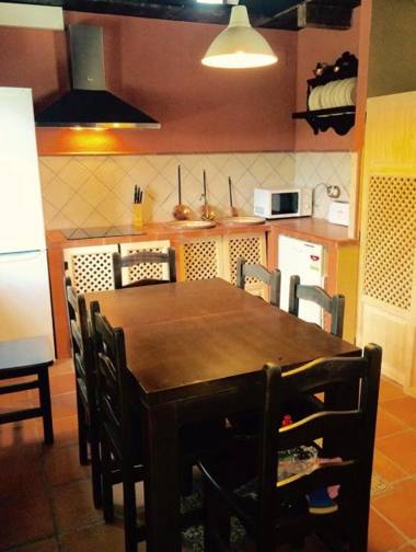 3 bedrooms house with shared pool enclosed garden and wifi at Alcaracejos