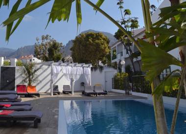 Aparthotel Neptuno Costadeje