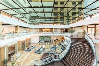 Be Live Experience La Niña