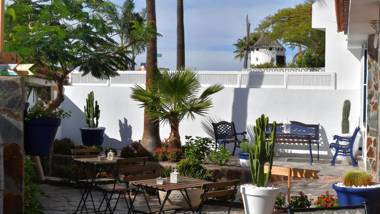 Endless Summer Hostel