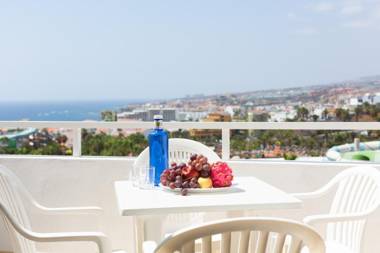 Apartment Malibu Park with Ocean view