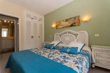 Los Olivos 13 - One Bed