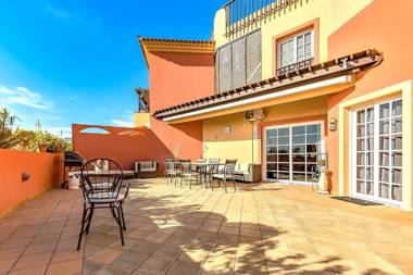 Apartment in area Del Duque with spacious terrace