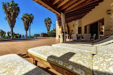 GOLFSIDE HIDEAWAY INFINITY POOL BBQ 5 BDRM