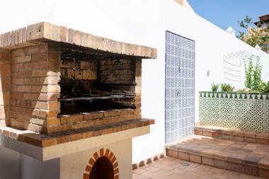 Luxury Casa Ajabo with heated pool