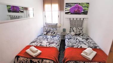 Bianca Seaview & Beach Apartment