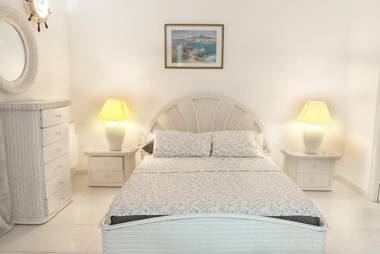 Hauzify I Apartament Orquidies