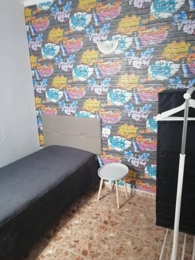 Alcaravaneras Hostel