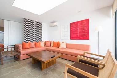 Altos de la Gloria Beach Apartments