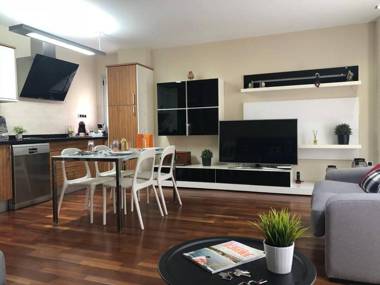 3 bedrooms house with city view enclosed garden and wifi at Las Palmas de Gran Canaria 4 km away from the beach