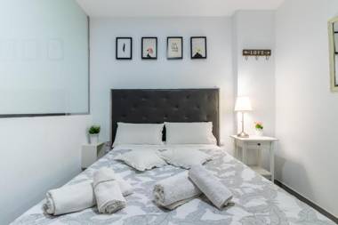 Flatguest Luis Morote + Central + Beach + WiFi