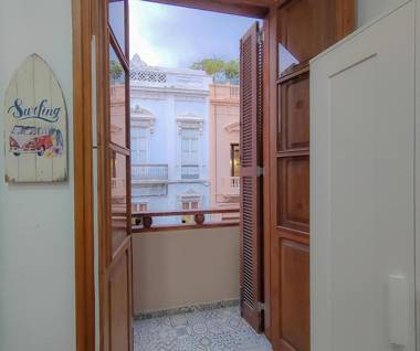 Alma Canaria Apartments & Rooms