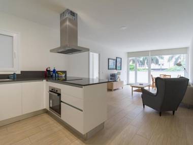 Modern Apartment in Las Canteras with parking