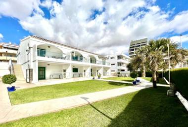 Apartamento 2B con acceso directo en Playa Las Burras