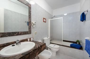 Rocas Blancas Apartments