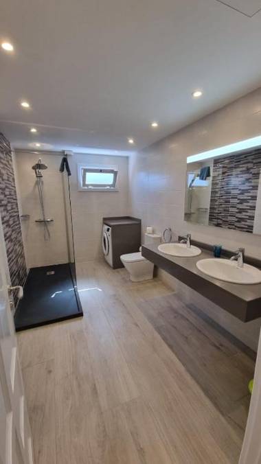 4 bedroom Villa Mimi with private heated pool