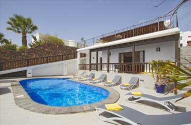 Casa Tosco - 5 bedroom villa - Stunning sea views - Pool table - Perfect for families