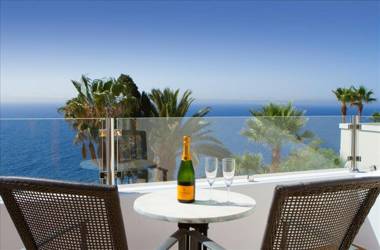 Casa Tosco - 5 bedroom villa - Stunning sea views - Pool table - Perfect for families