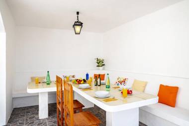 Villa Anjharad by Villa Plus