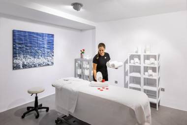 Alexandre Hotel La Siesta