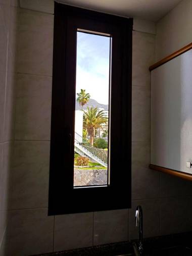 Lovely Apartment close to the Beach Apartamerica LA140