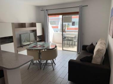 Las Floritas - Las Americas