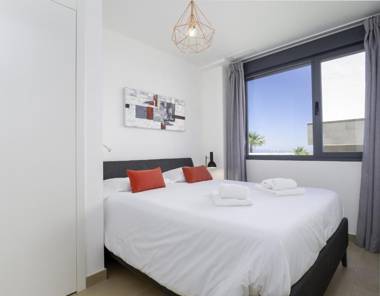 2254-Luxury villa with private pool and seaview