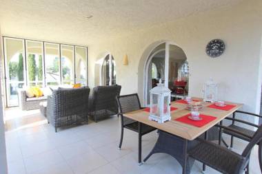 Leon Inmo Falconera 71 - 10500