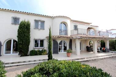 Leon Inmo Falconera 71 - 10500