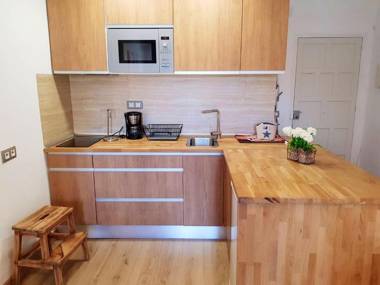 One bedroom appartement at Empuriabrava 50 m away from the beach with lake view and furnished terrace