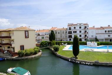 Empurialola- Apartamento en Empuriabrava con piscina y jardines en centro y cerca playa -158