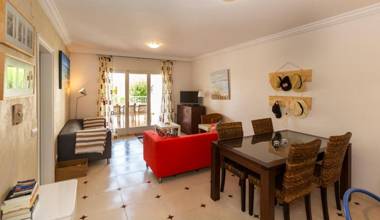 1007 Apartamento planta baja Lago San Maurici