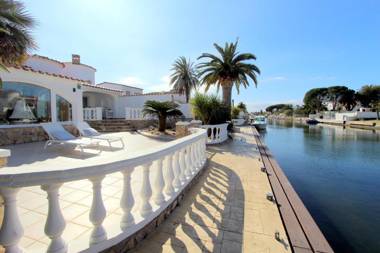 Leon Inmo Cap Ras 52 B - 10170