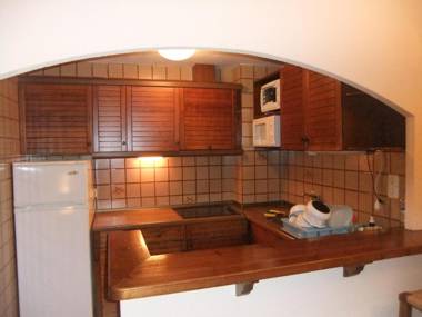 Bonito apartamento con vistas a la marina cerca del centro y playa-321