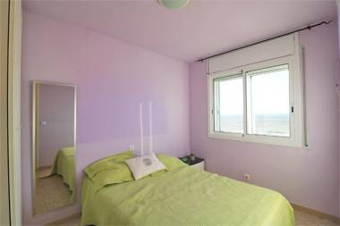 Delta Muga Piso muy cerca de la playa