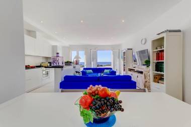 Beachfront Apartment Migjorn Playa