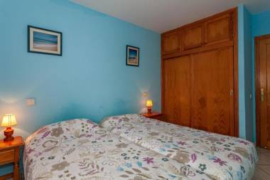 Near the beach with huge terrace parking and wifi