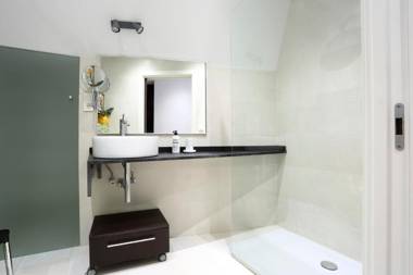 Bakea by Smiling Rentals