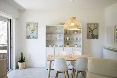 Olabide by Smiling Rentals