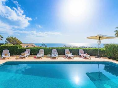 VILLA TURQUESA Confort y vistas al mar entorno tranquilo